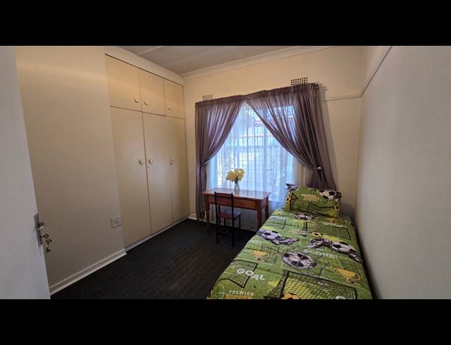 3 BEDROOM FREEHOLD FOR SALE IN SOUTH CREST